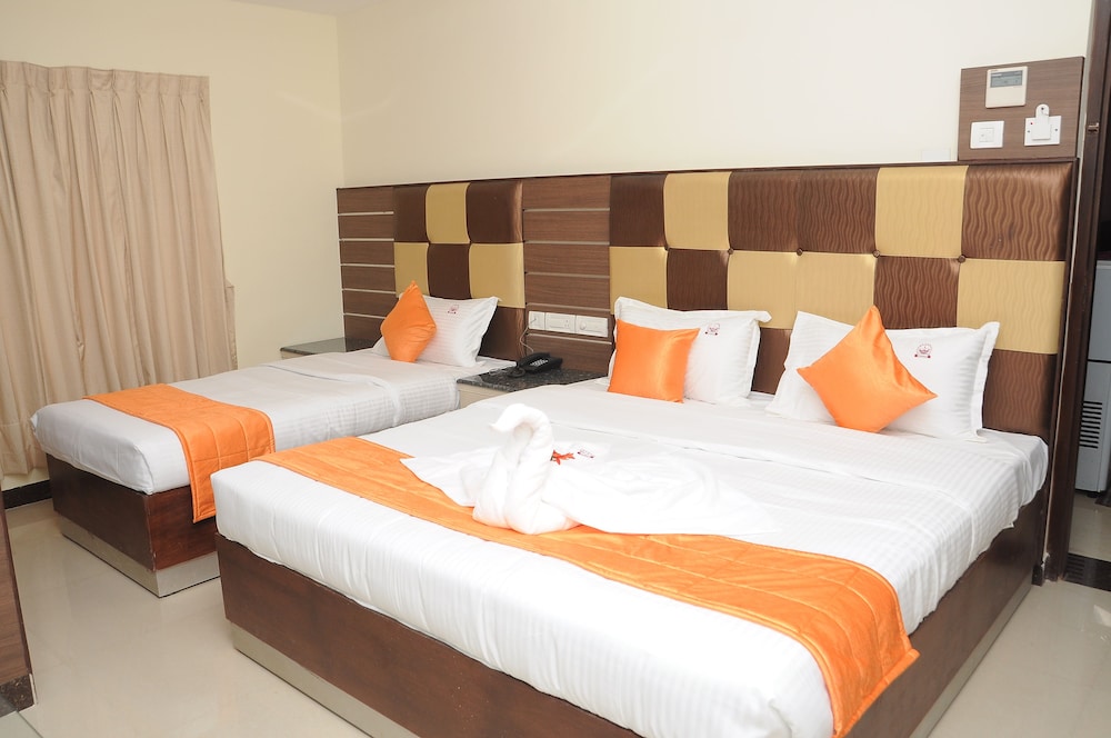 Saibala Grand Hotel 7/33