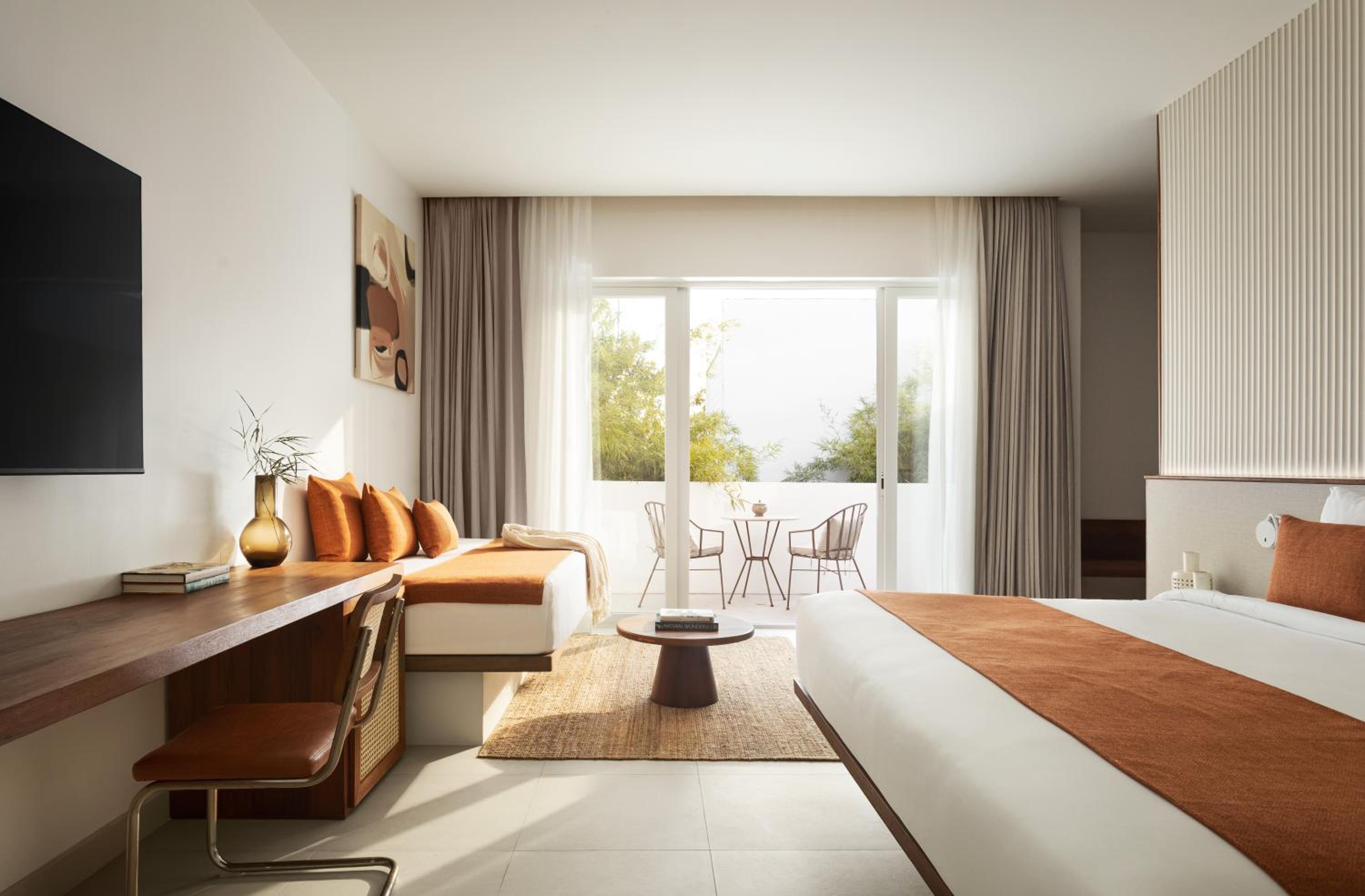 Roof Top, Penthouse, Suite