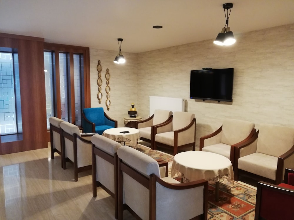 Piskin Hotel 15/30