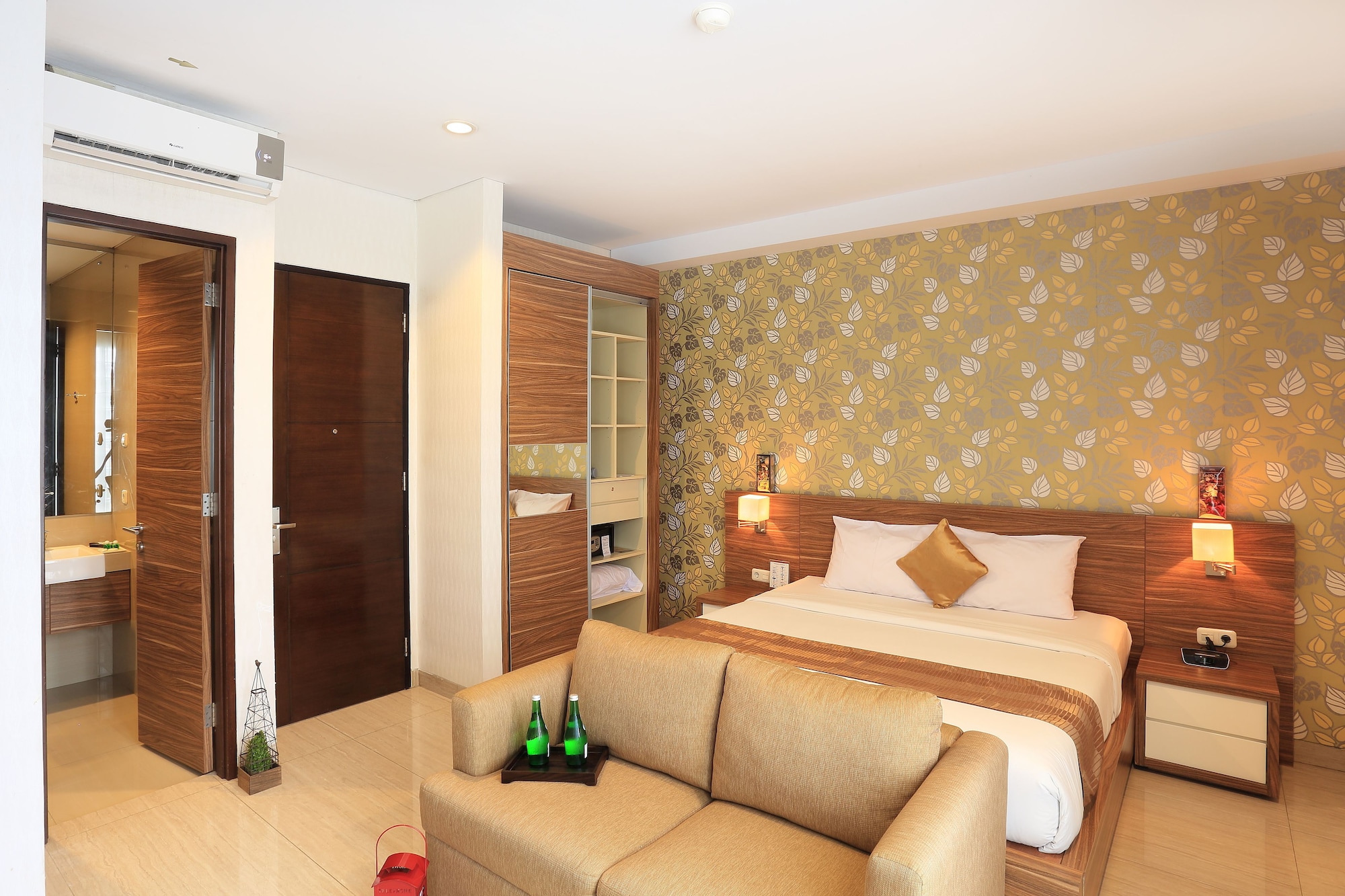 جناح بزنس بسريرين منفصلين، Rasuna Icon Hotel 3/10