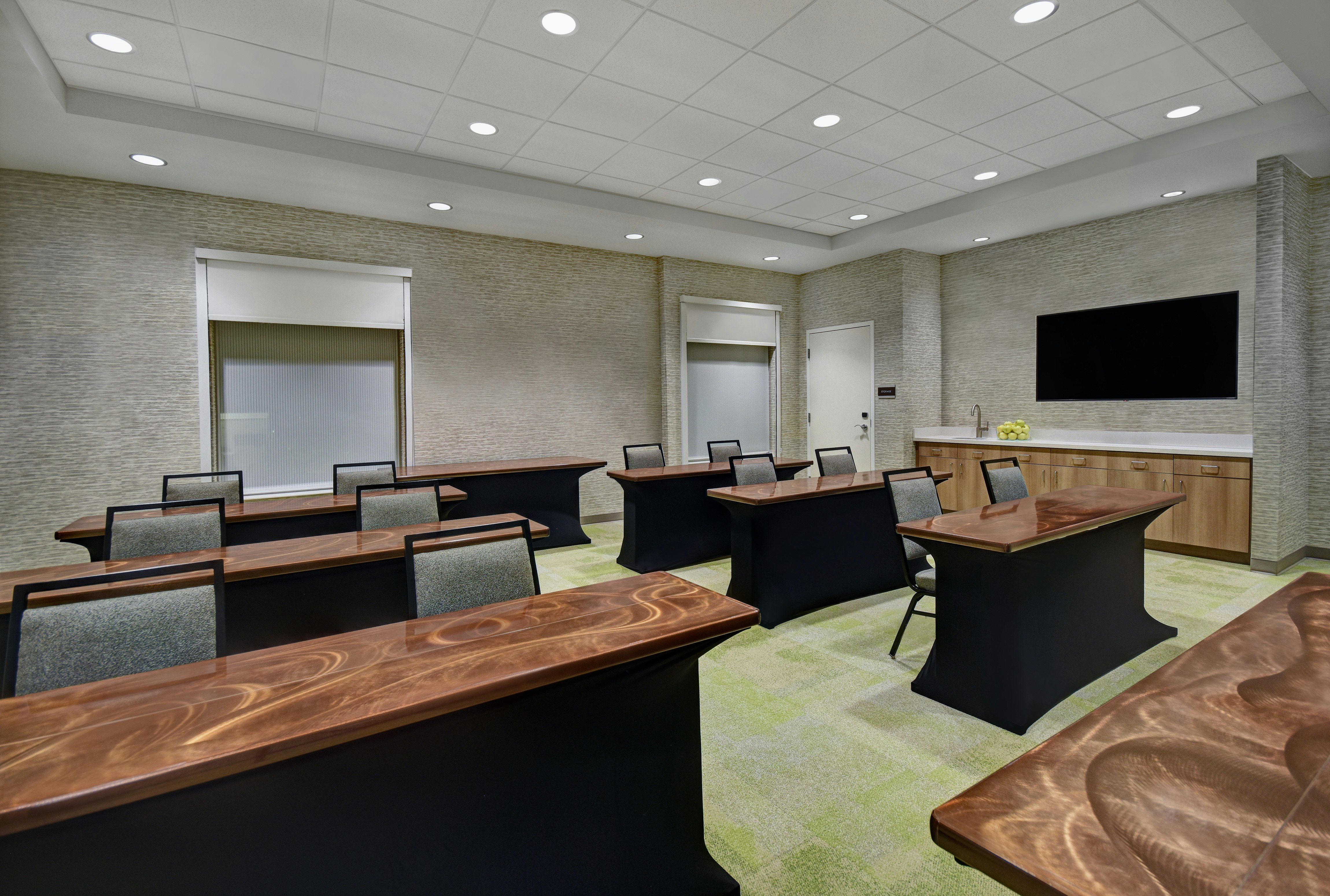 Home2 Suites by Hilton Atlanta Airport North 21/26