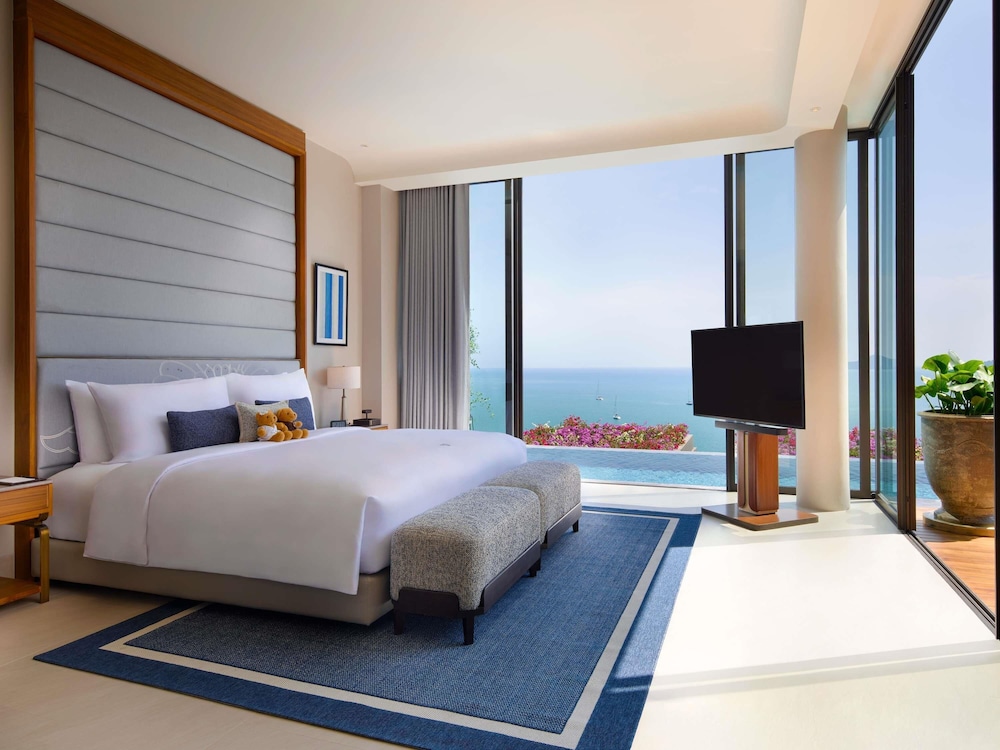 3 Bedrooms, Executive, Villa, 3 King Beds, Sea View, Butler