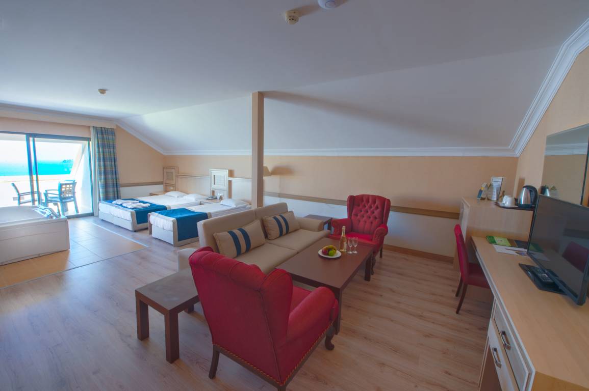 Utopia World Hotel 27/50