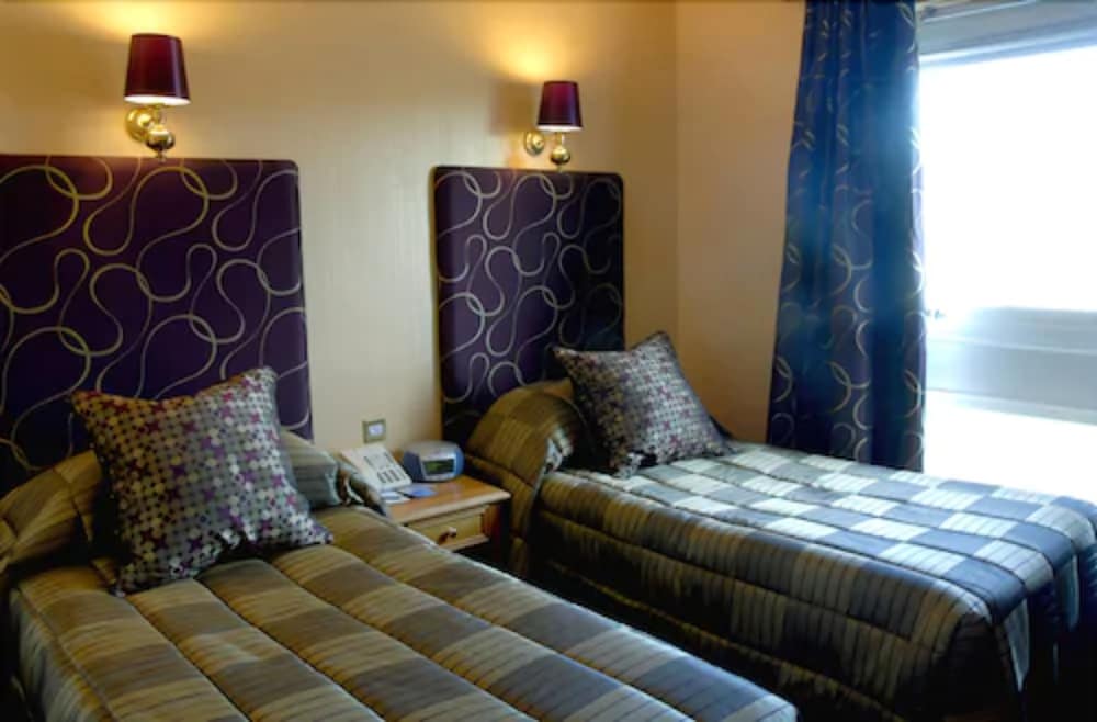 Craighaar Hotel 7/33
