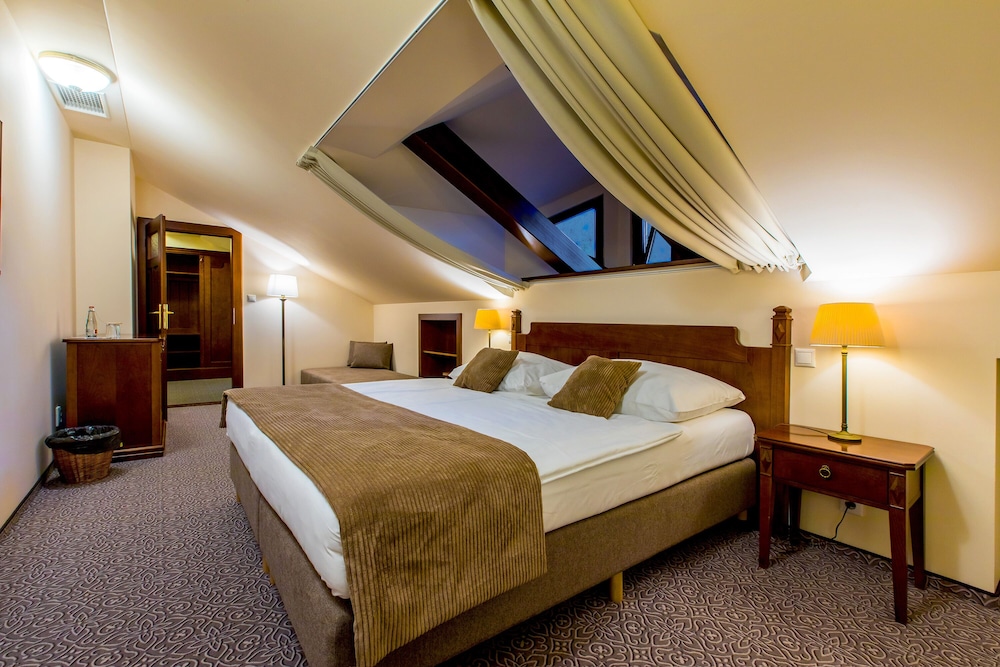 Hotel Bankov Kosice 4/50
