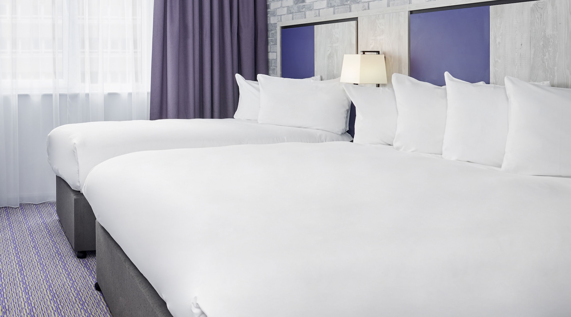 SUPERIOR, TWIN BEDS