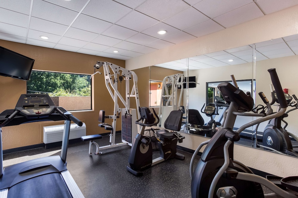 Best Western Logan Inn 23/31