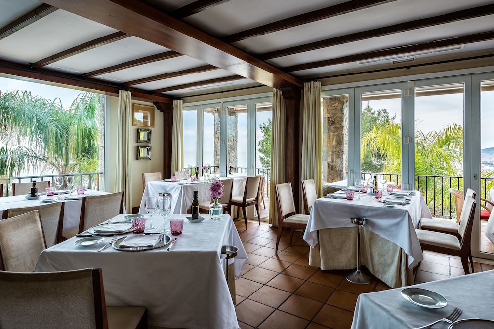 Parador de Malaga Gibralfaro Hotel 53/59