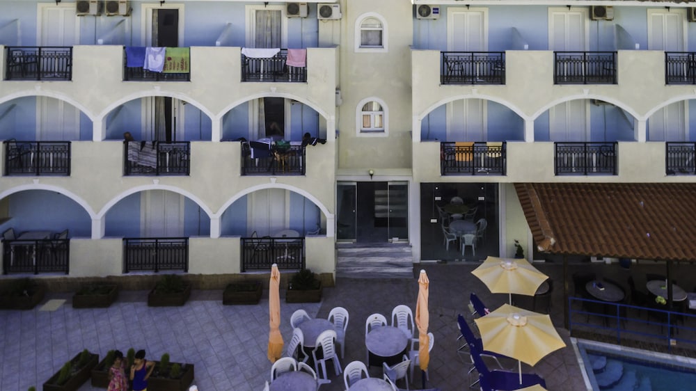 Vossos Hotel Apartments 4/41