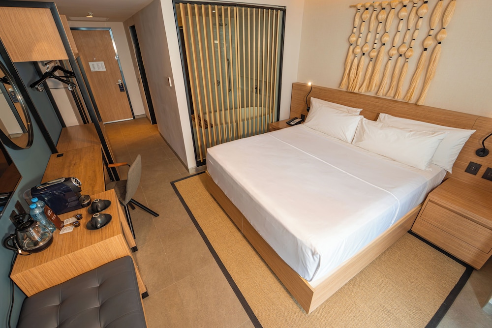 Premium, Single Bed