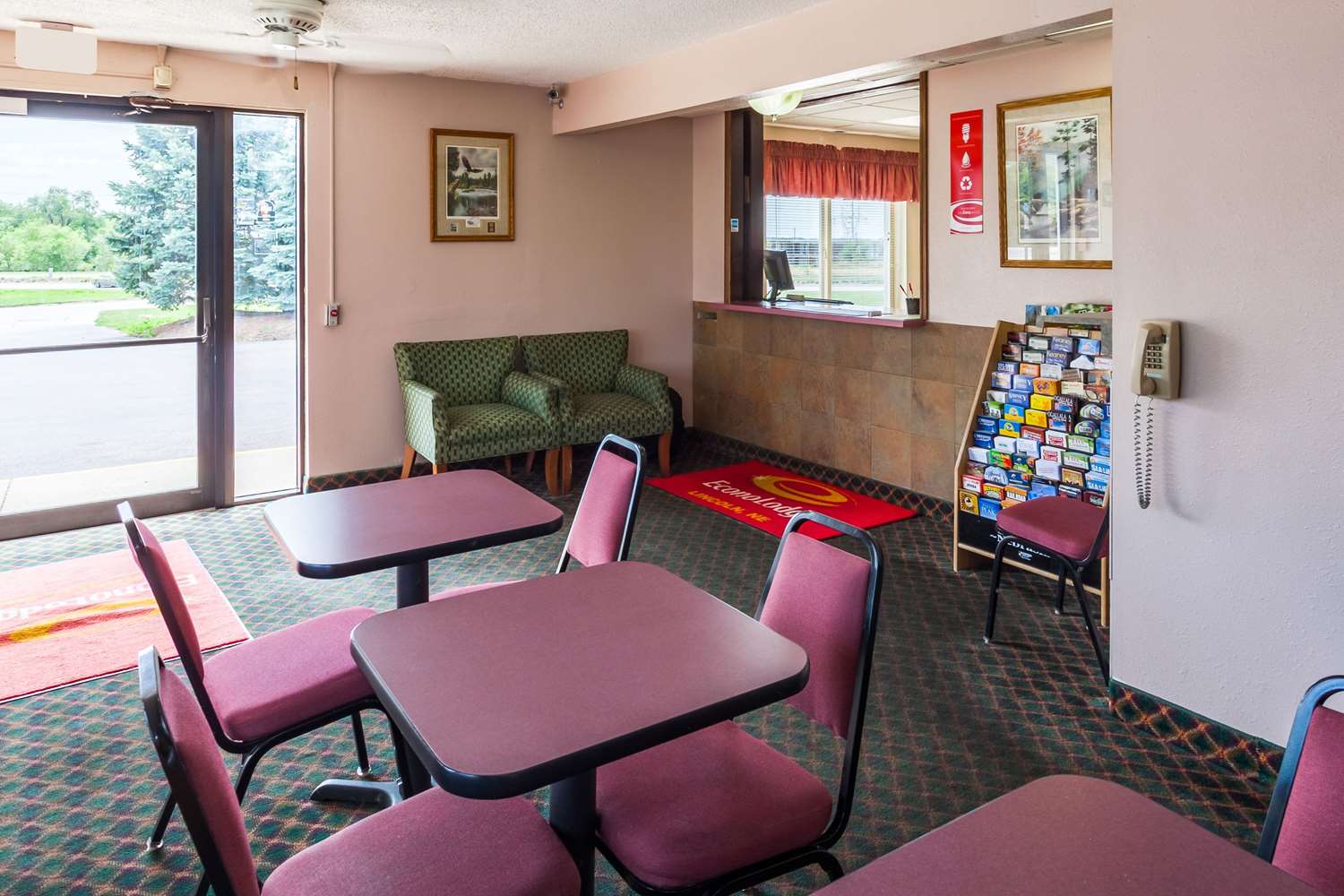 Econo Lodge Lincoln, NE 8/18