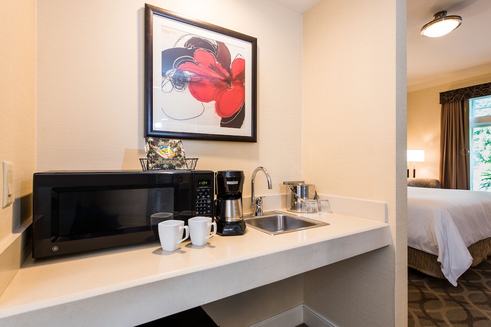 West Inn And Suites 46/55