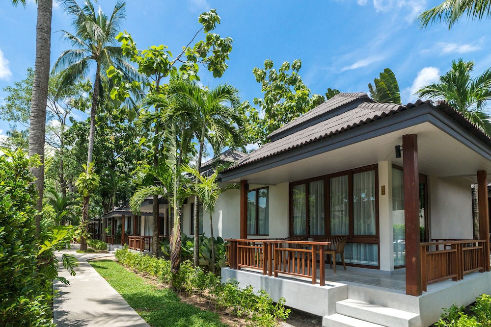 NH Collection Samui Peace Resort 7/83