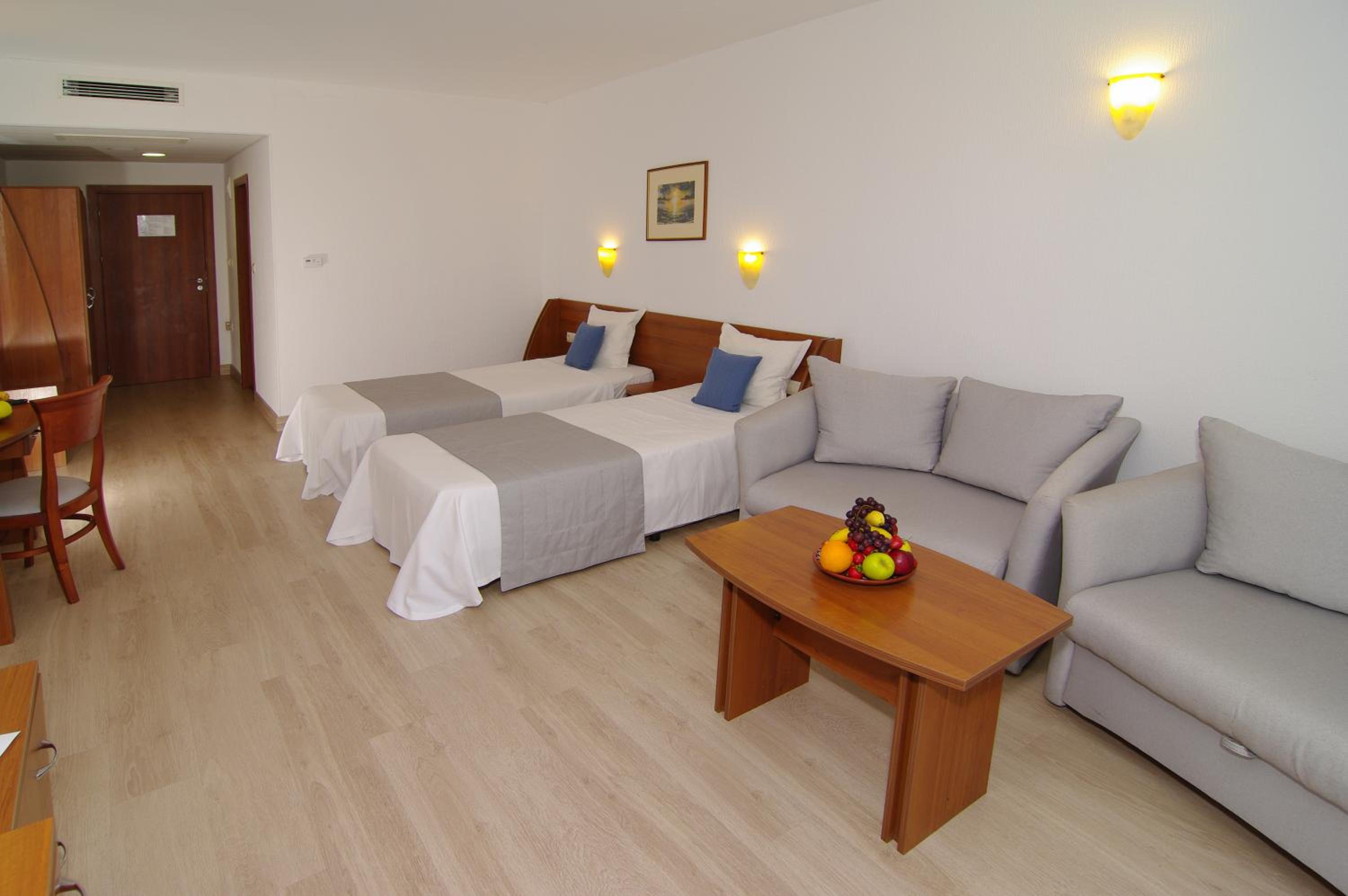 Bella Vista Beach Club 15/54