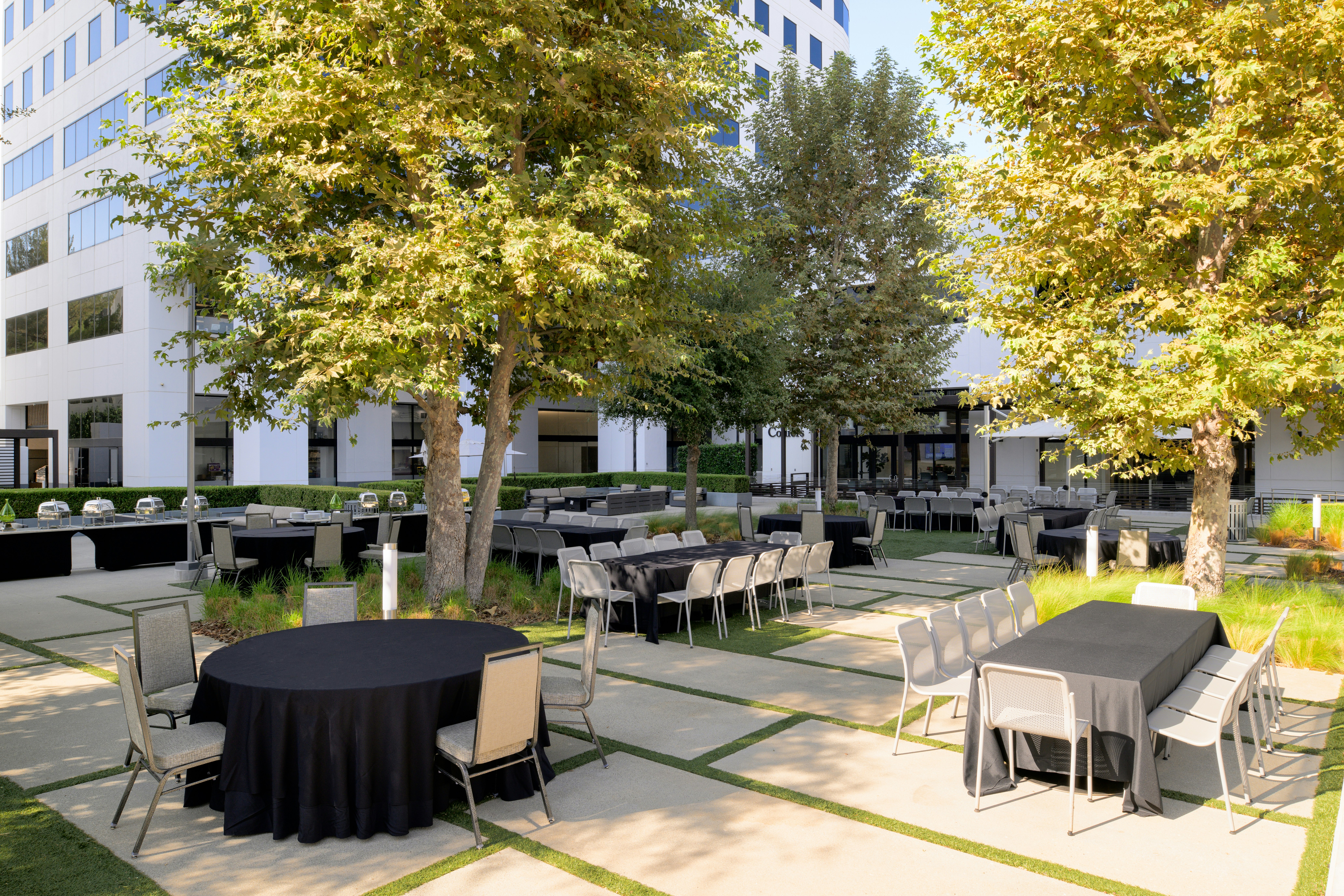 Hilton Woodland Hills Los Angeles 61/67