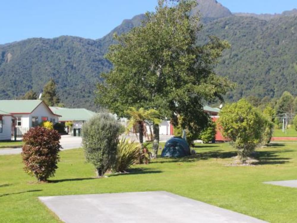 Franz Josef Top 10 Holiday Park 67/75