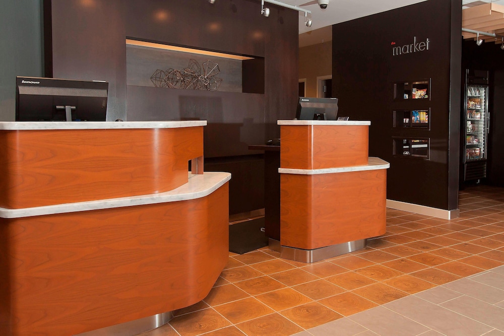 Courtyard by Marriott Houston City Place 7/50