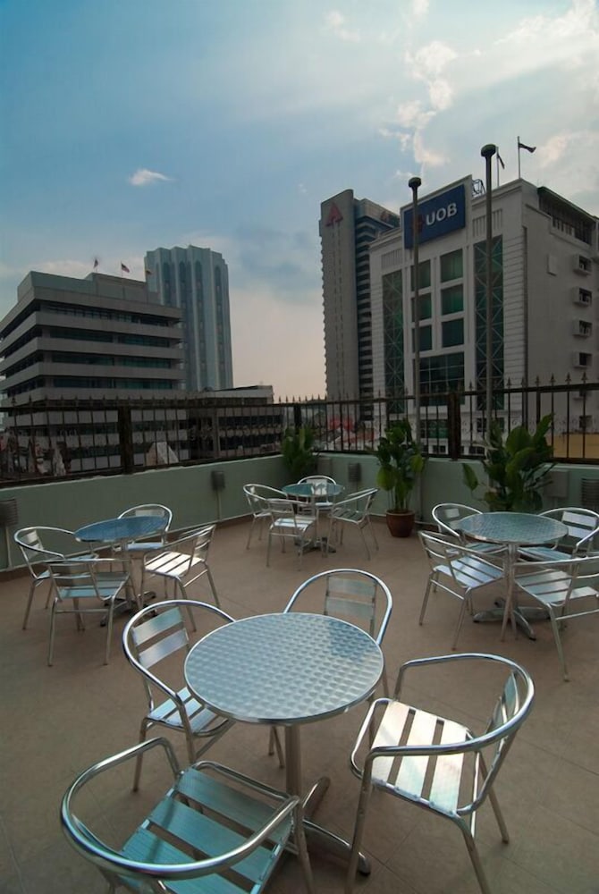 Hotel A-One 19/22