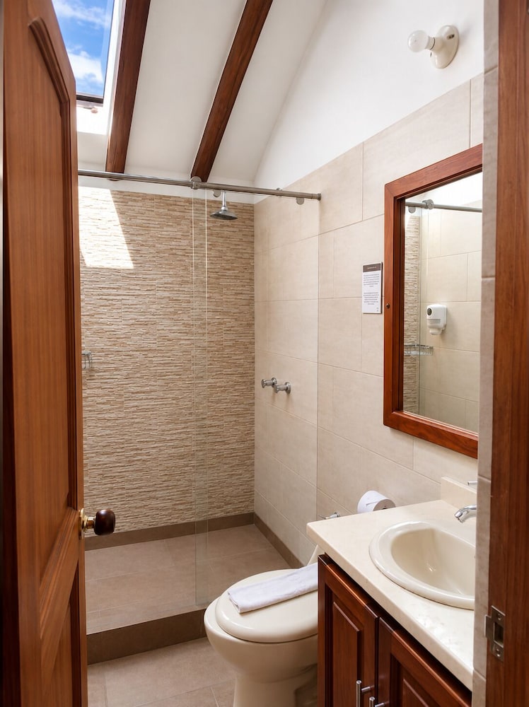Hotel Boutique Cenit 44/49