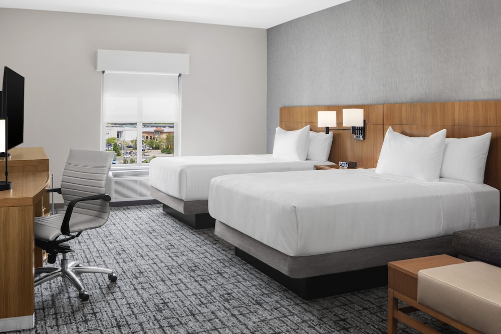 Renovated, 2 Double Beds