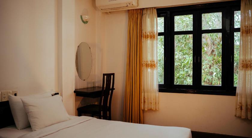 Song Huong Hotel 26/68