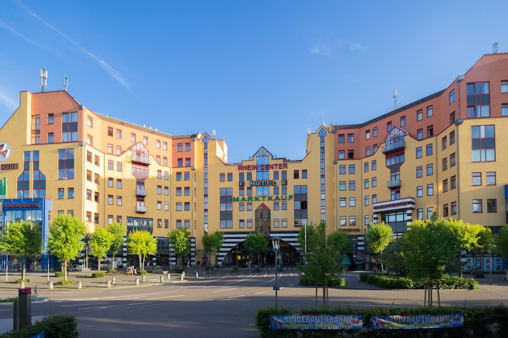 Maximilian Hotel & Apartments Weil am Rhein / Basel 3/29