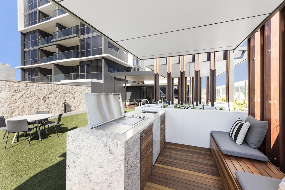 The Milton Brisbane 23/50