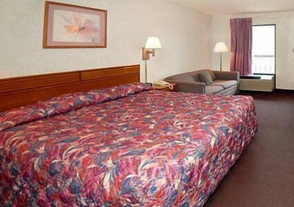 Econo Lodge Acworth East 24/53