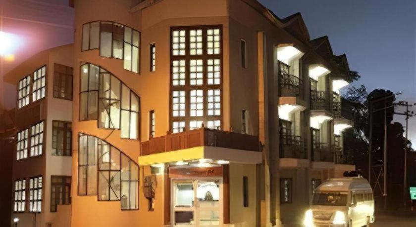 Hotel Himgiri, Dalhousie