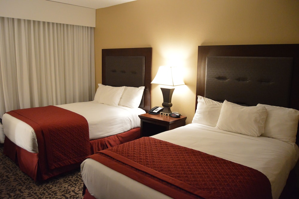 Grand Oaks Hotel 13/61