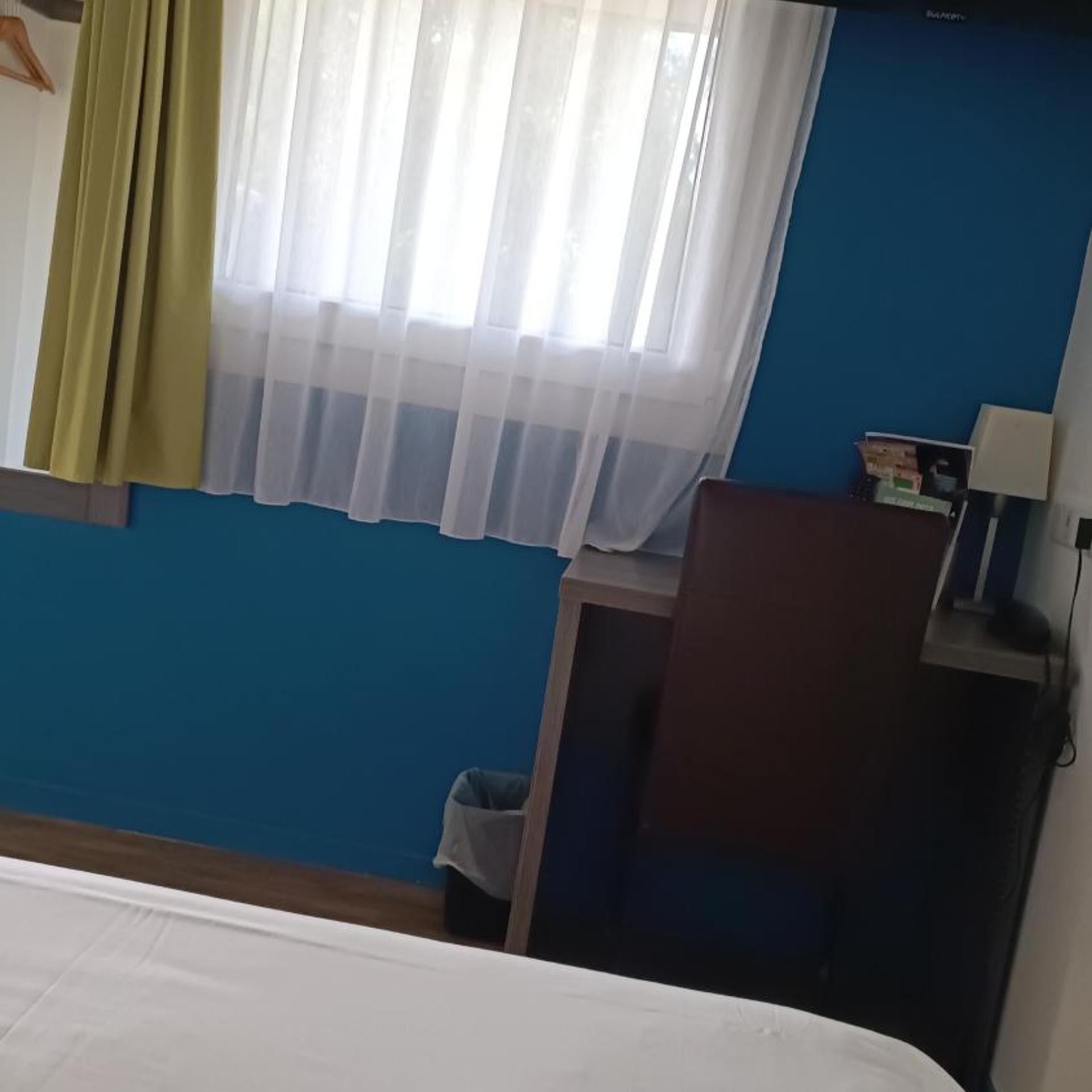 HOTEL DES PORTES DE MEUSE 25/38