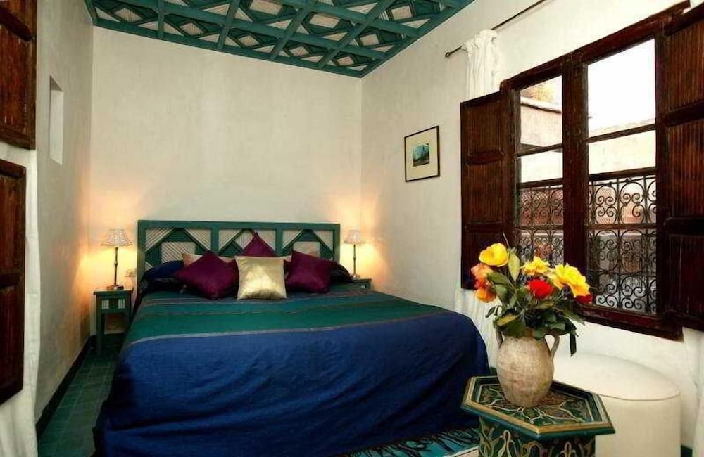 RIAD ALADDIN 31/76