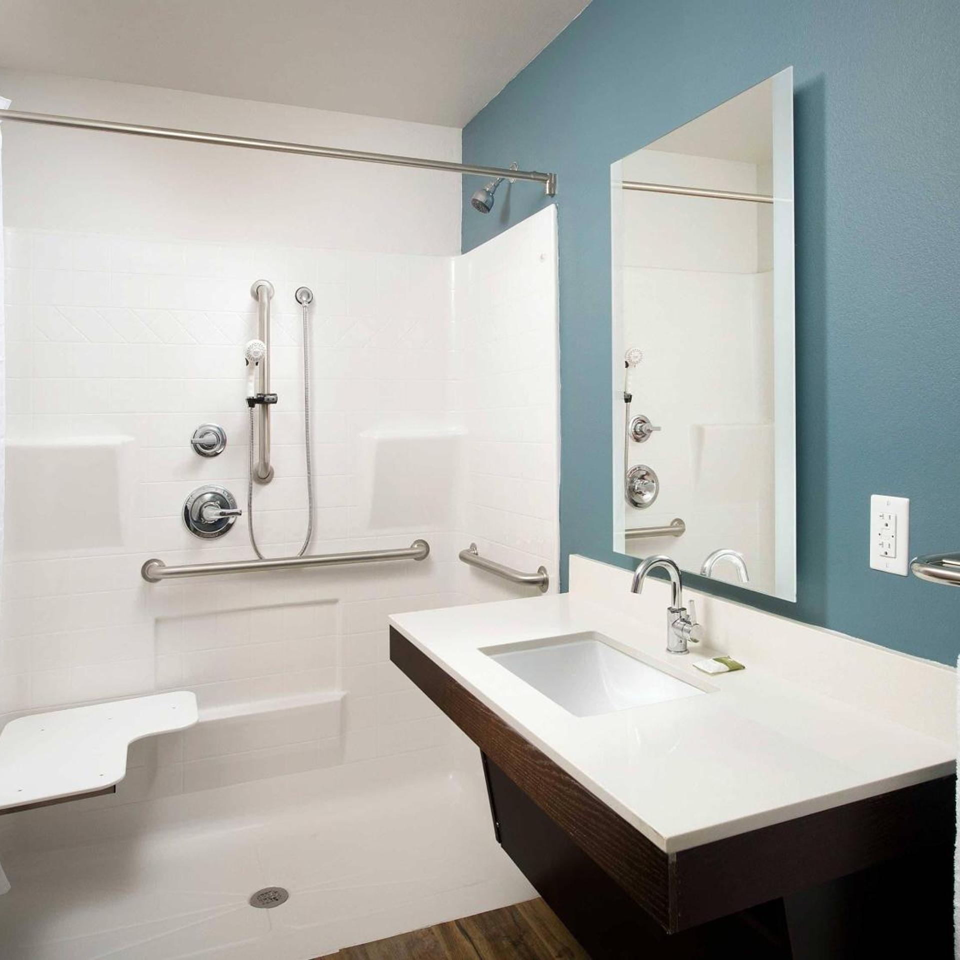 WoodSpring Suites Cleveland North 29/30
