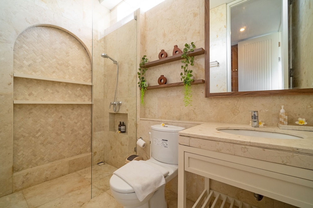 Nusa Dua Bay View Villas 50/50