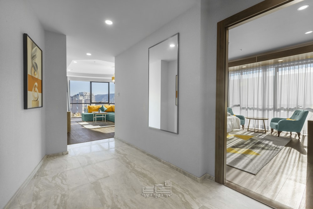 Royal Tulip Hotel and Casino Jewel 28/45
