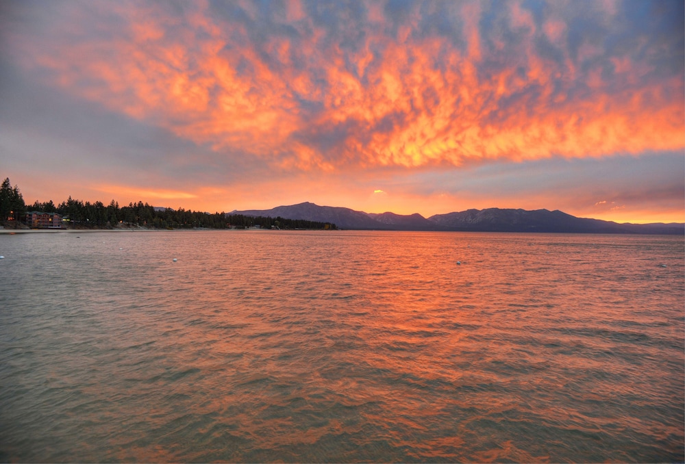 The Beach Retreat Lodge At Tahoe 37/50