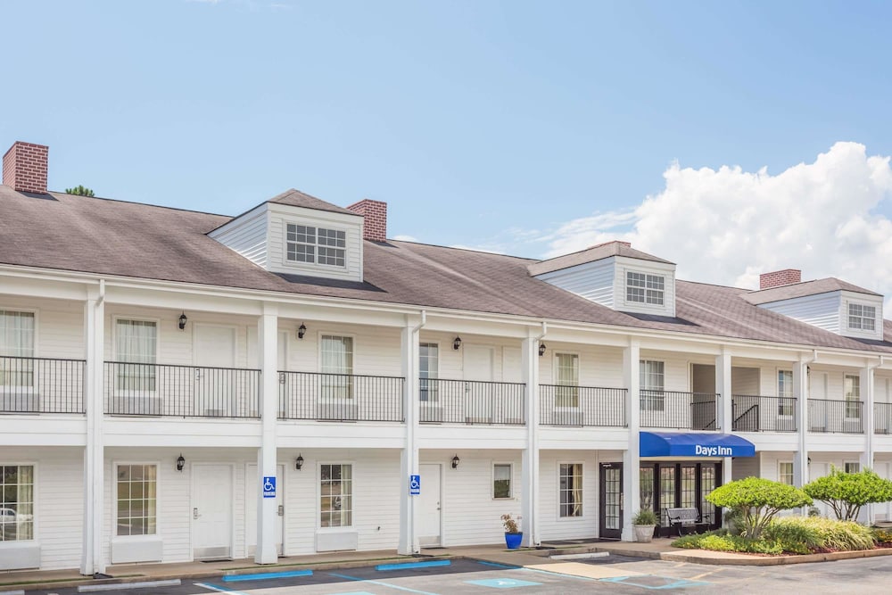 Days Inn By Wyndham Americus 1/31
