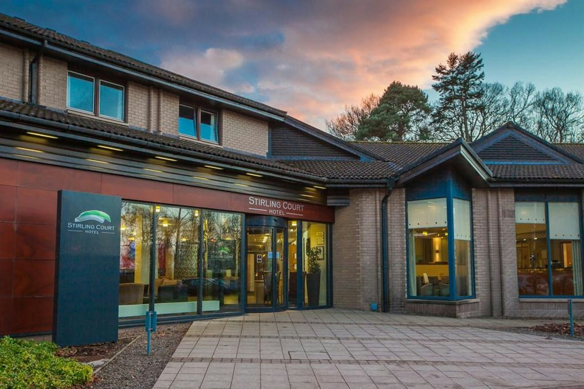 Stirling Court Hotel 5/63