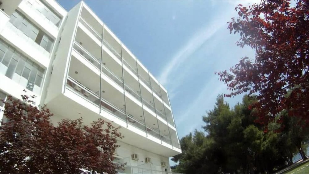 Siagas Beach Hotel in Loutraki-Agioi Theodoroi
