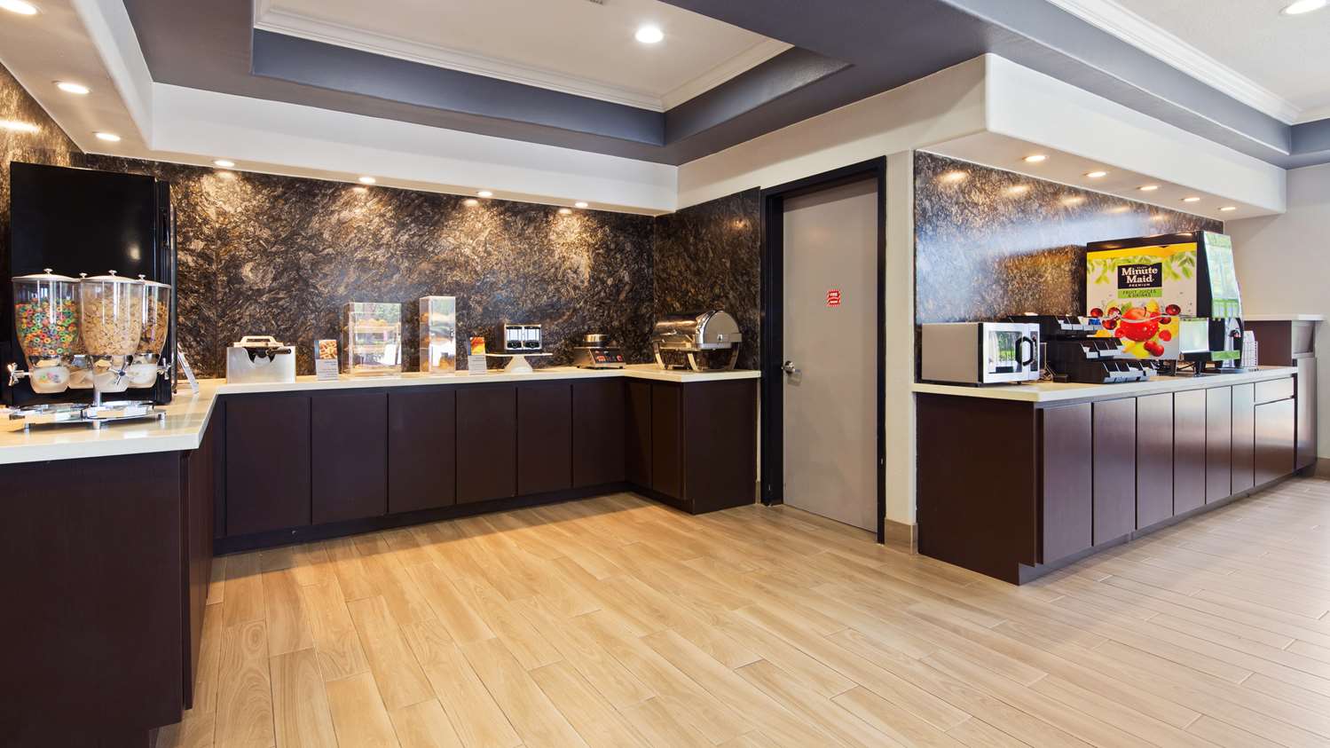 Best Western Plus North Houston Inn & Suites 5/21
