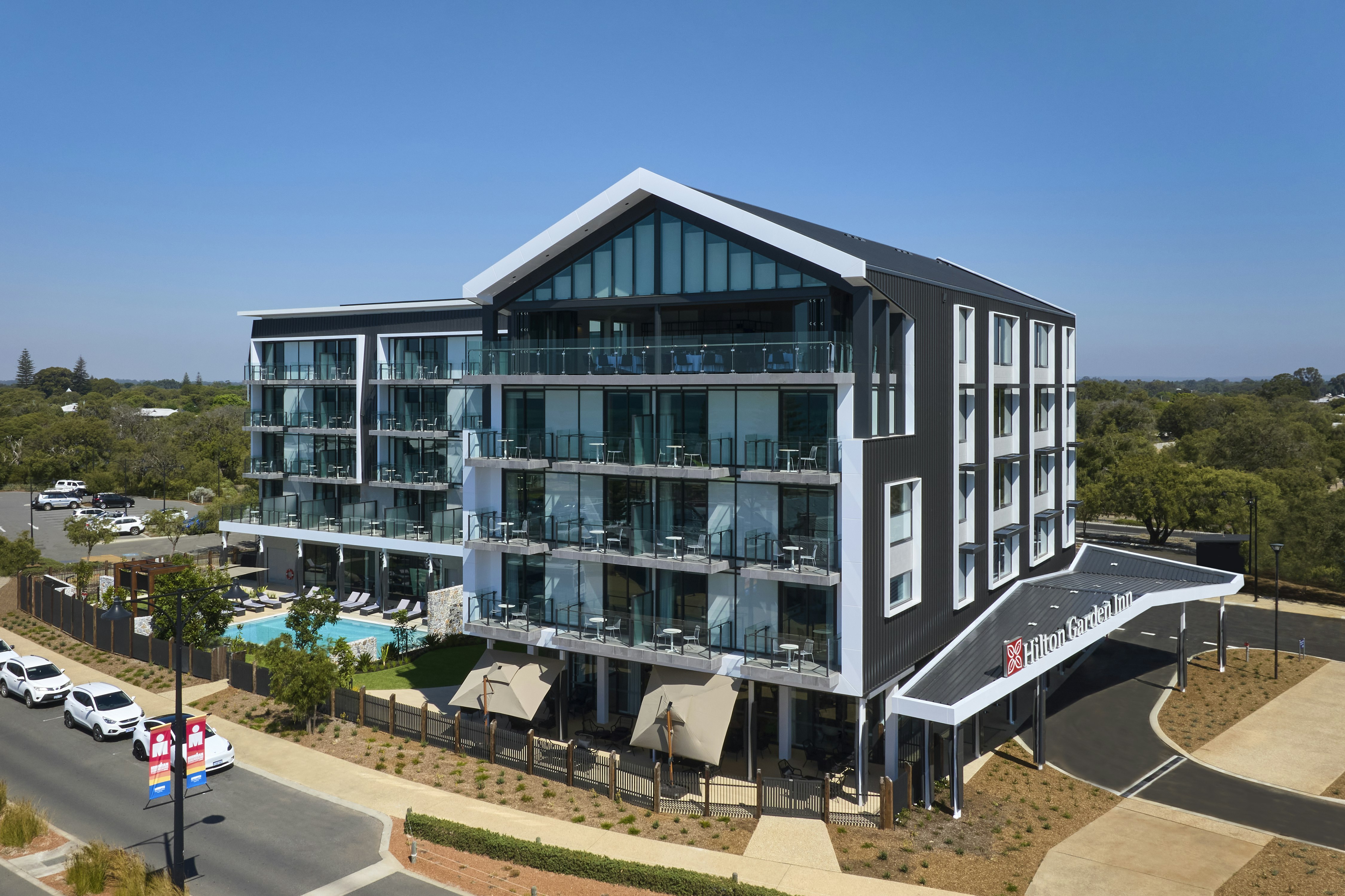 Hilton Garden Inn Busselton 8/42