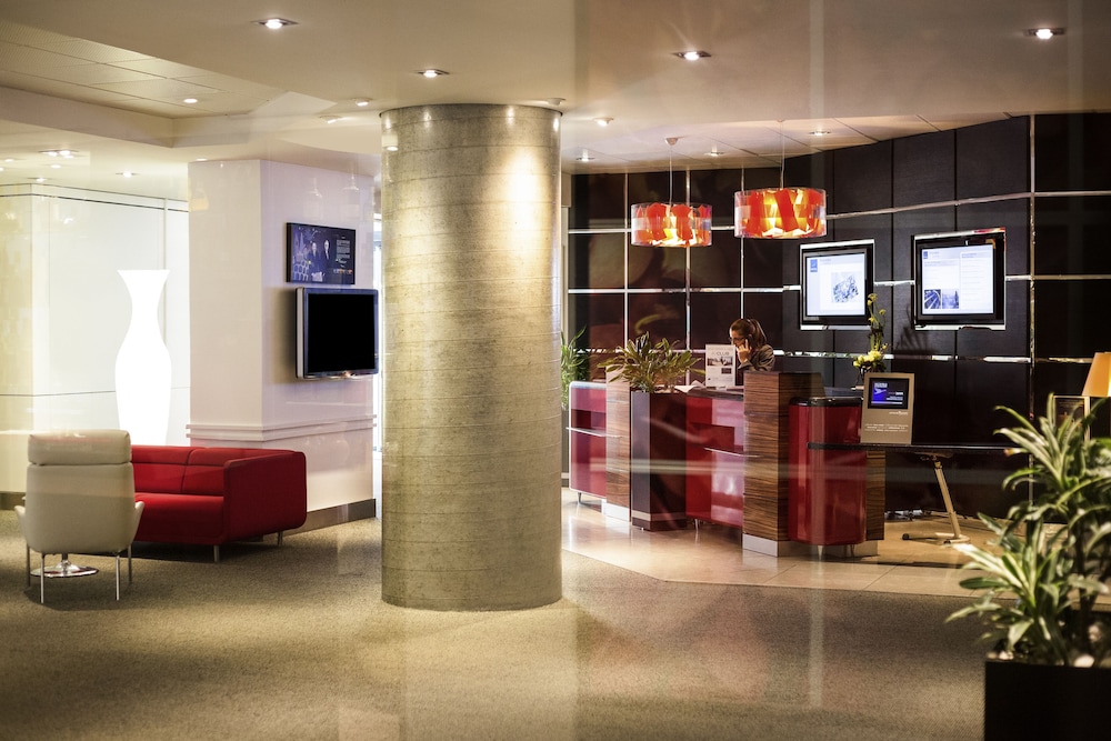 NOVOTEL GRENOBLE CENTRE 53/72