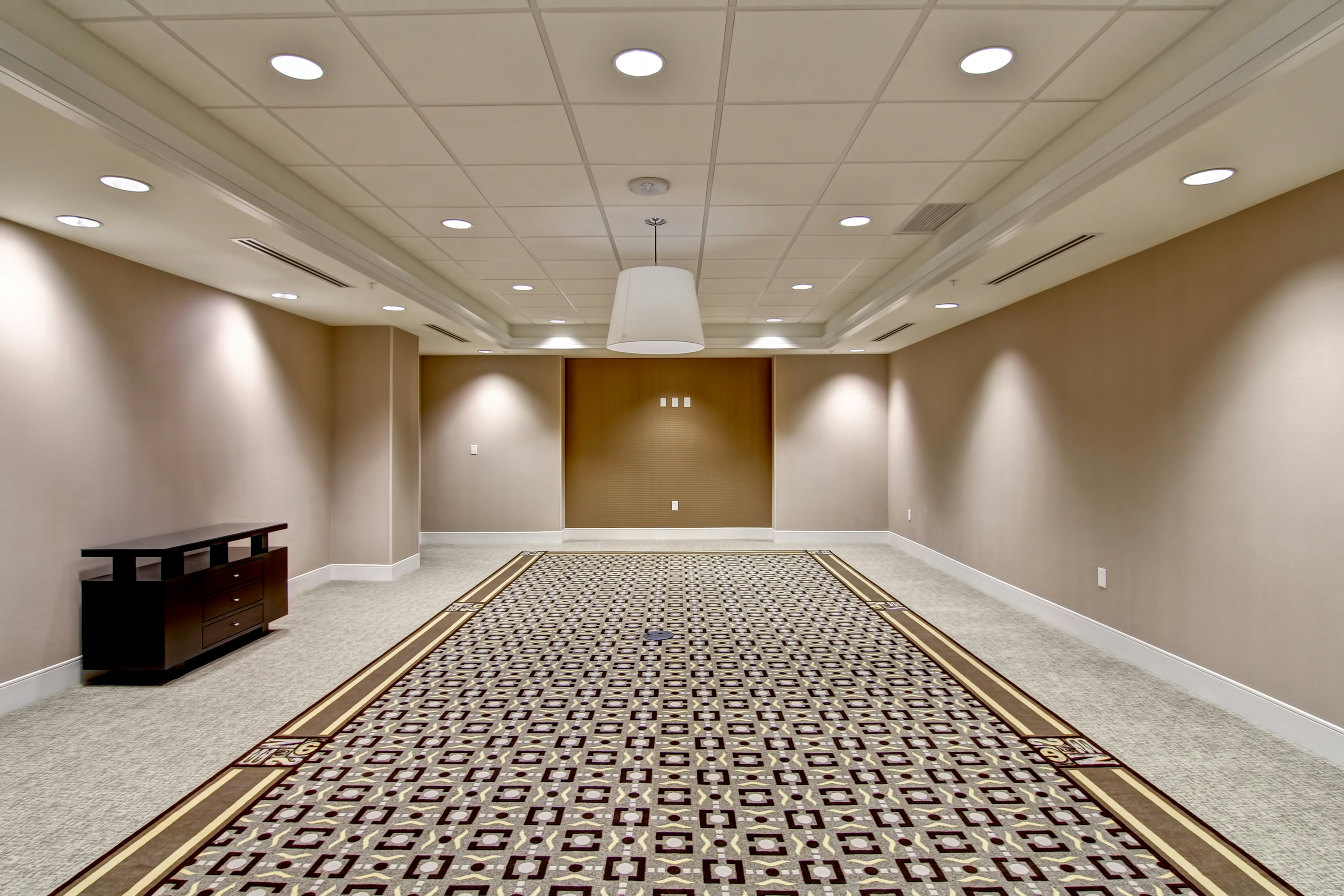Homewood Suites by Hilton Cincinnati-Downtown 24/73
