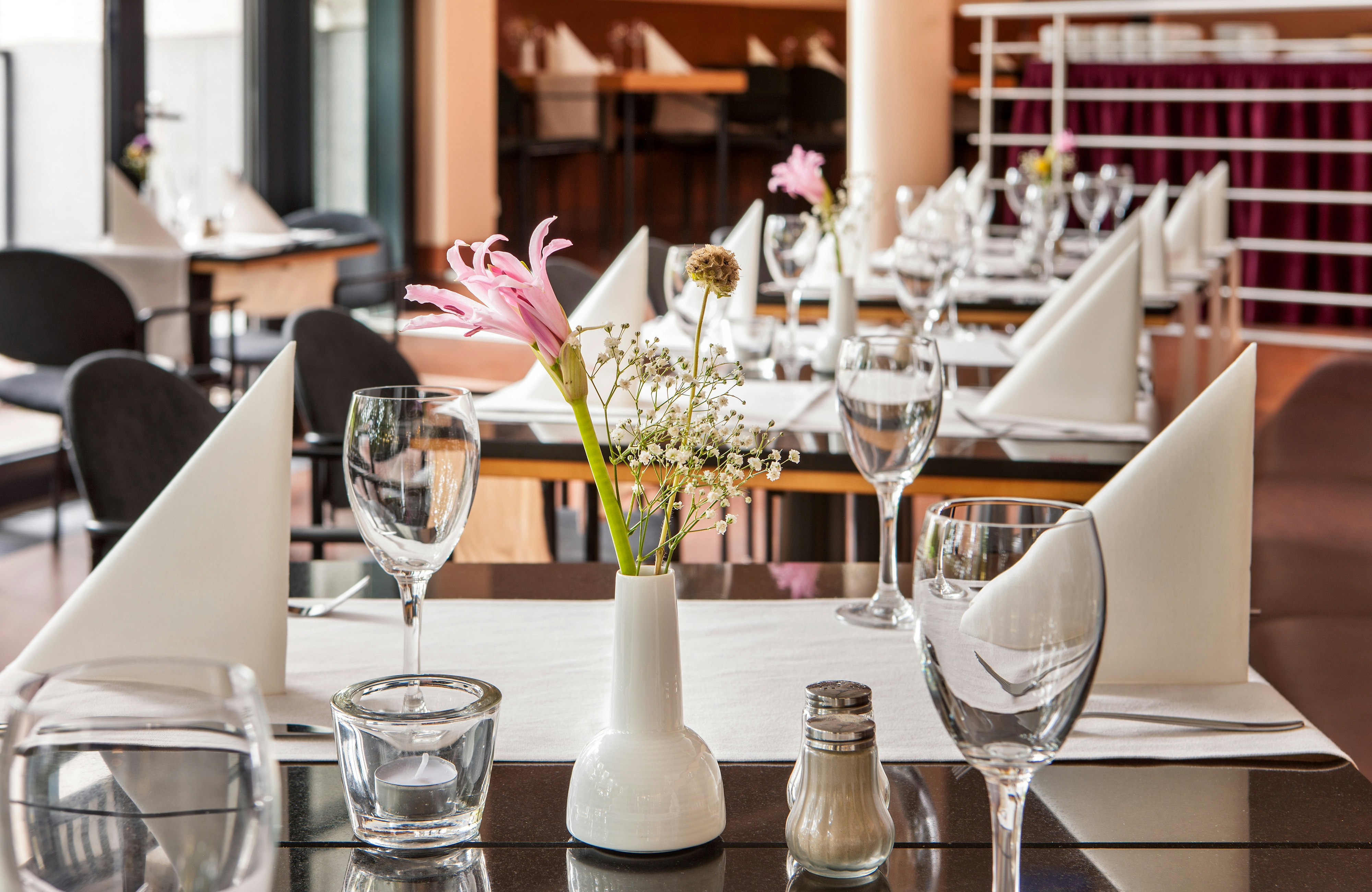 Intercityhotel Magdeburg 35/58