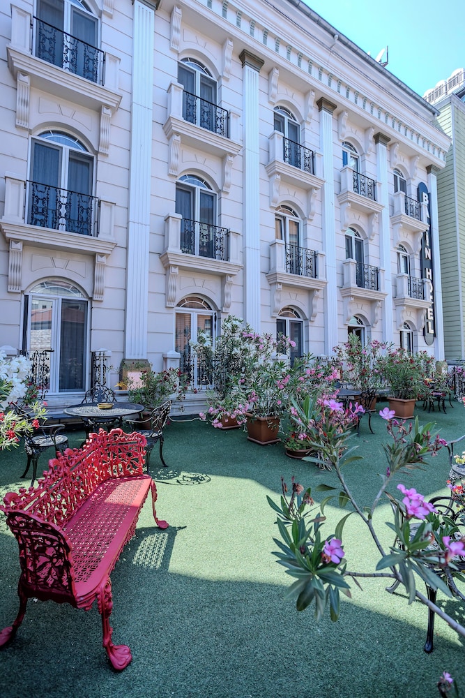 Balin Boutique Hotel 43/50