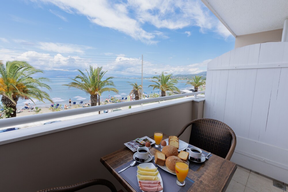Aphrodite Beach Hotel Corfu 36/49