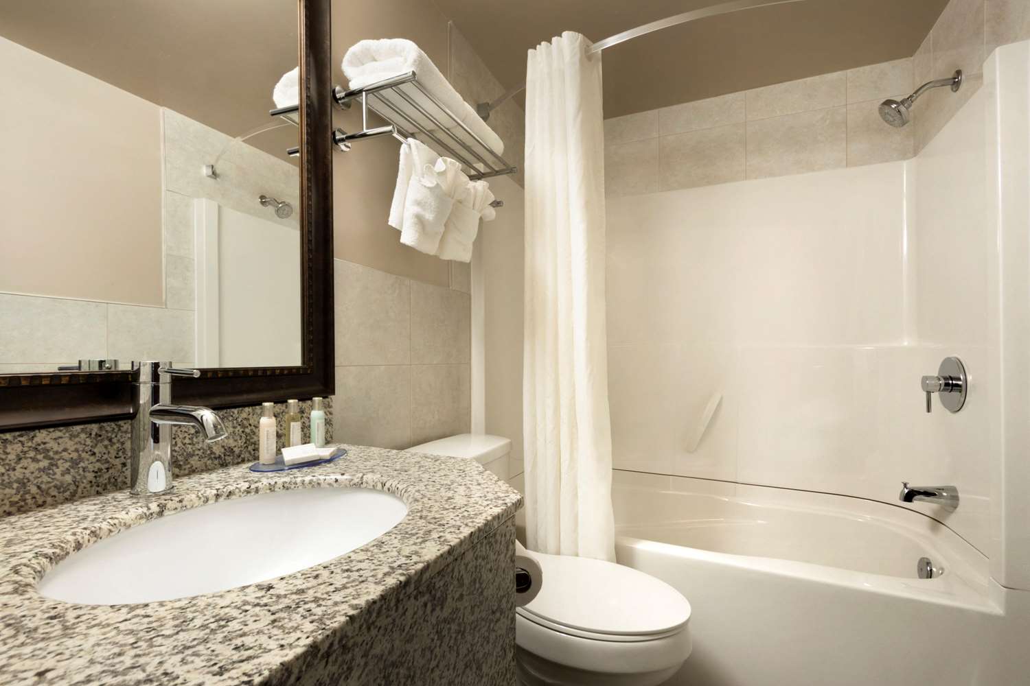 Travelodge by Wyndham Lethbridge 11/11