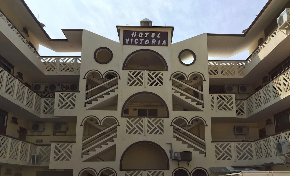Hotel Victoria 3/16