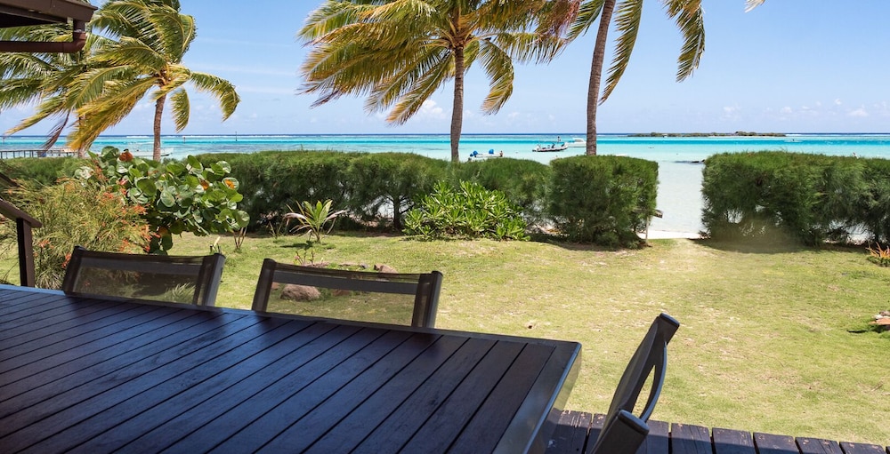 Moorea Sunset Beach 20/50