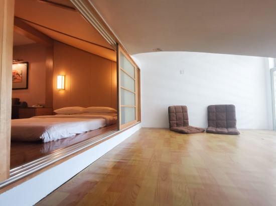 Theme, Double Bed, Tatami